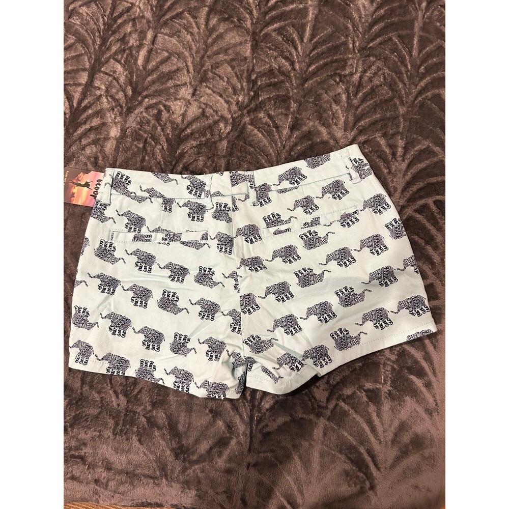 Shorts - Picture 2 of 2